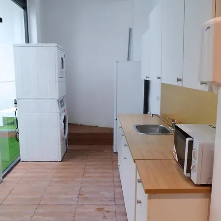 Auberge de jeunesse Guitar *